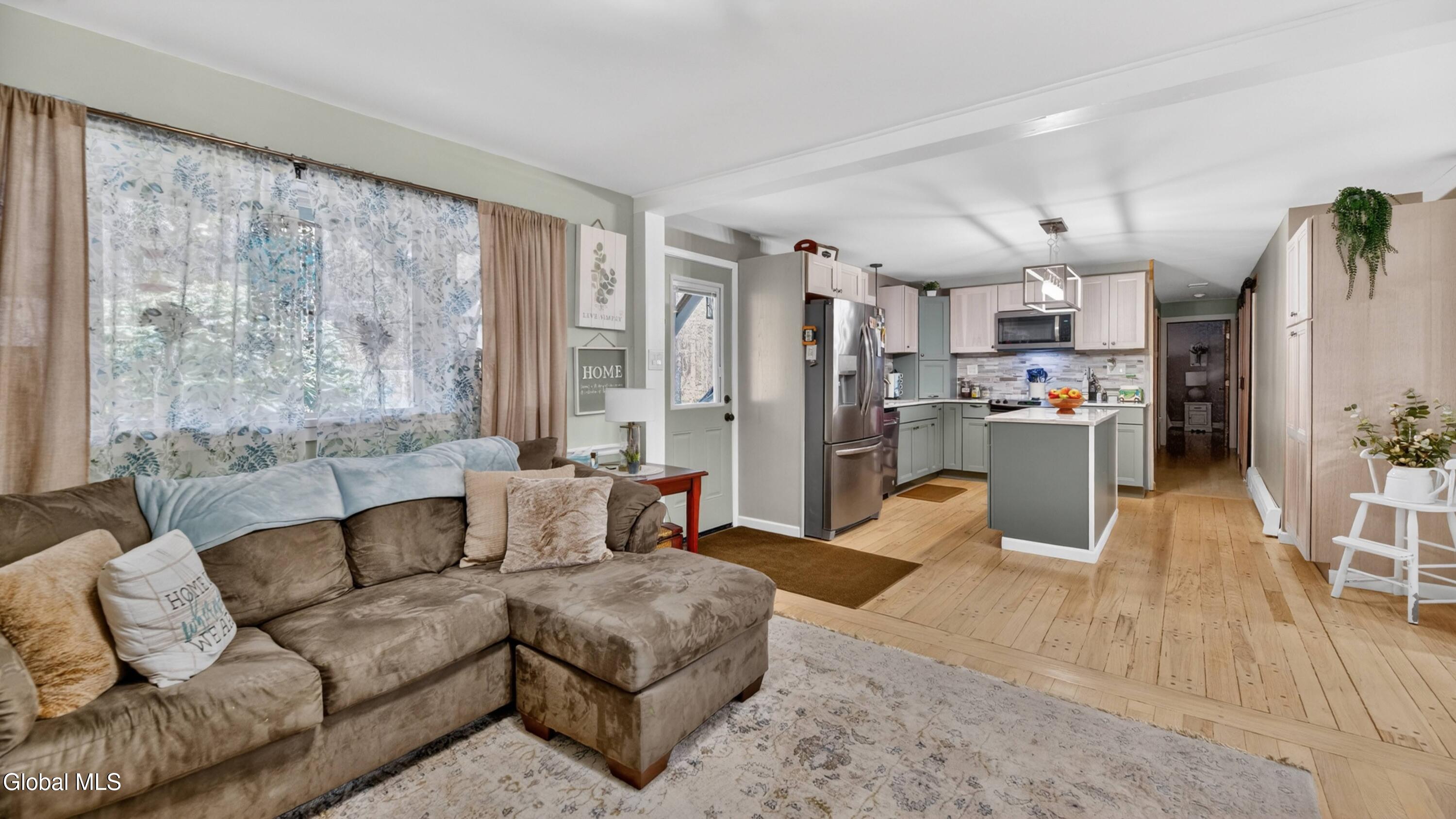 127 Crannel Road Galway NY 12074