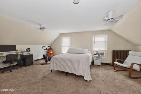 1015 1st Street Rensselaer NY 12144