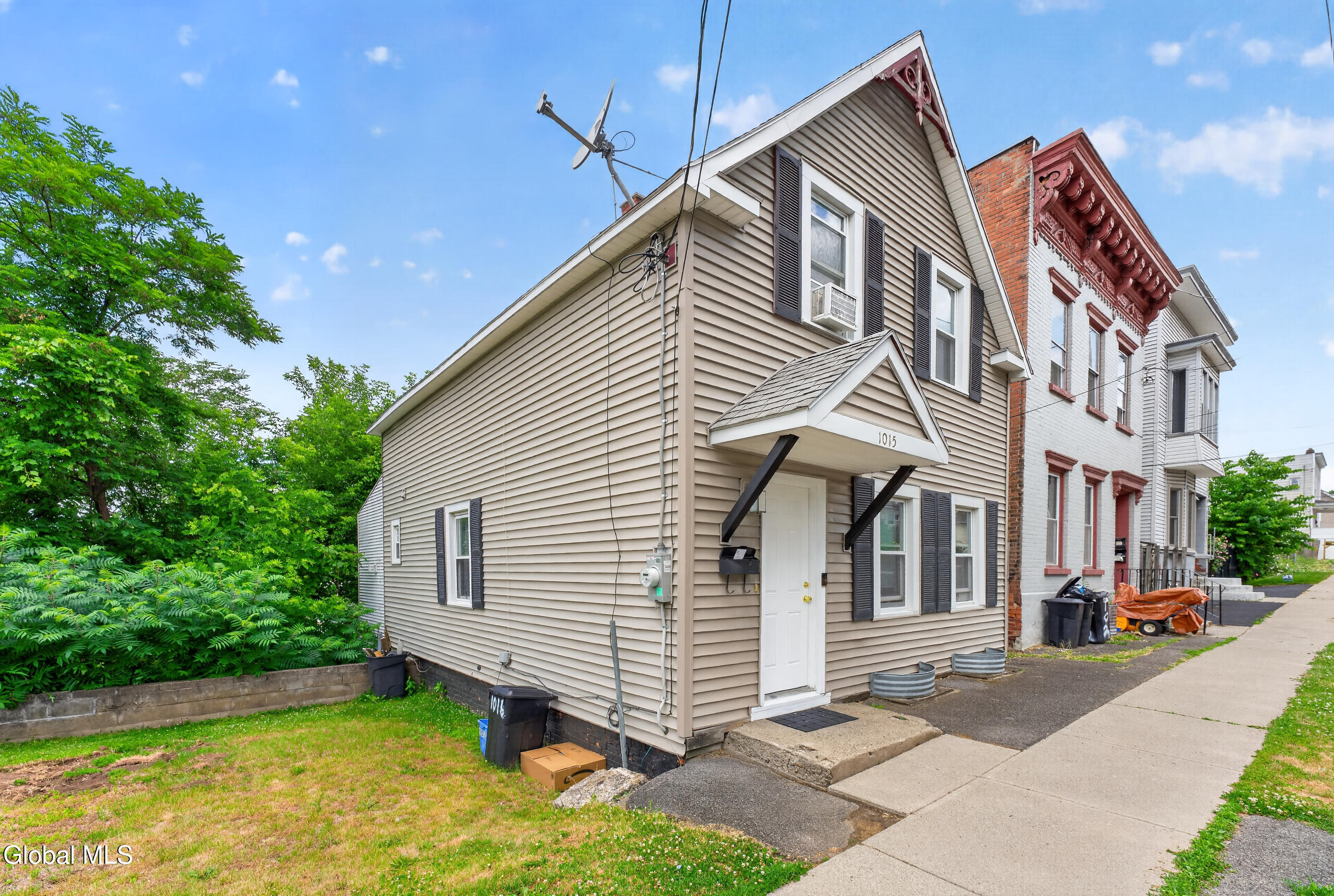 1015 1st Street Rensselaer NY 12144