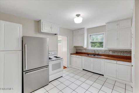 140 Everett Road Albany NY 12205
