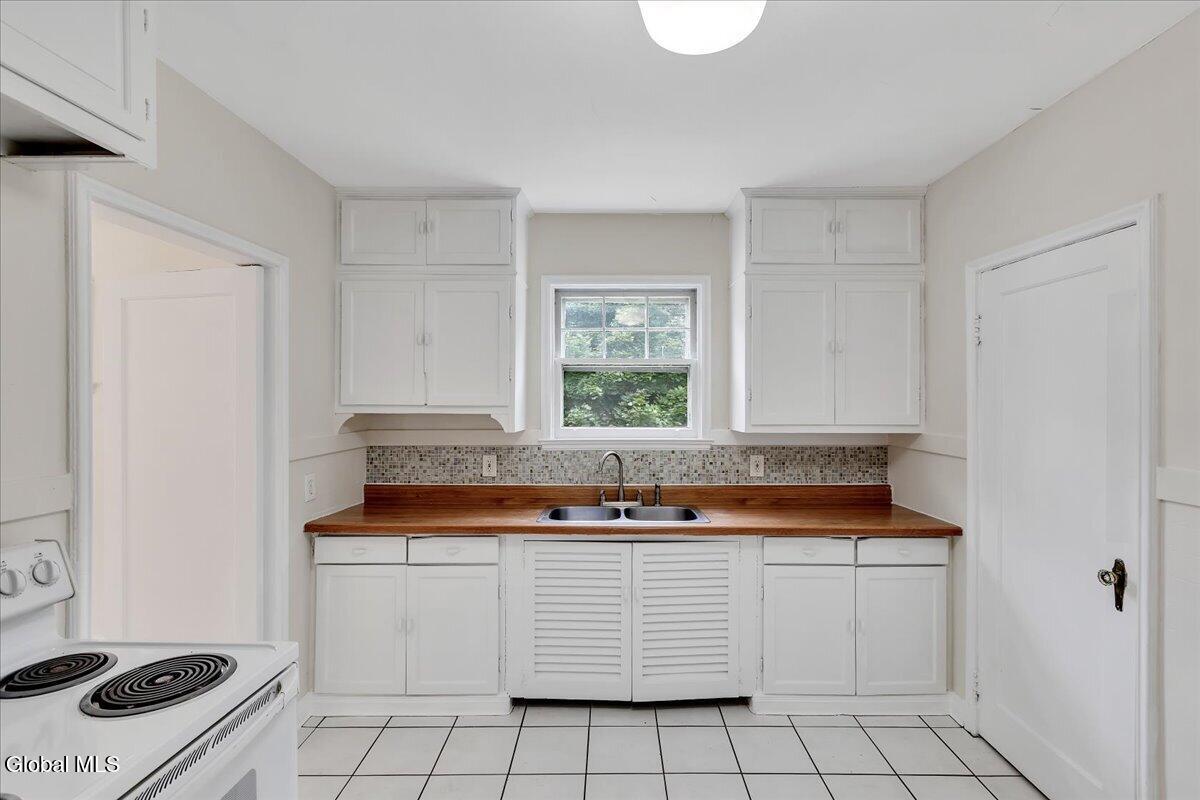 140 Everett Road Albany NY 12205