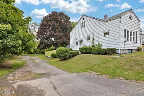 140 Everett Road Albany NY 12205