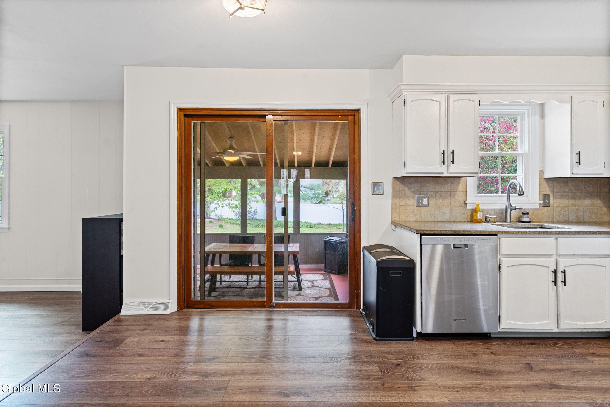 3278 Marilyn Street Schenectady NY 12303