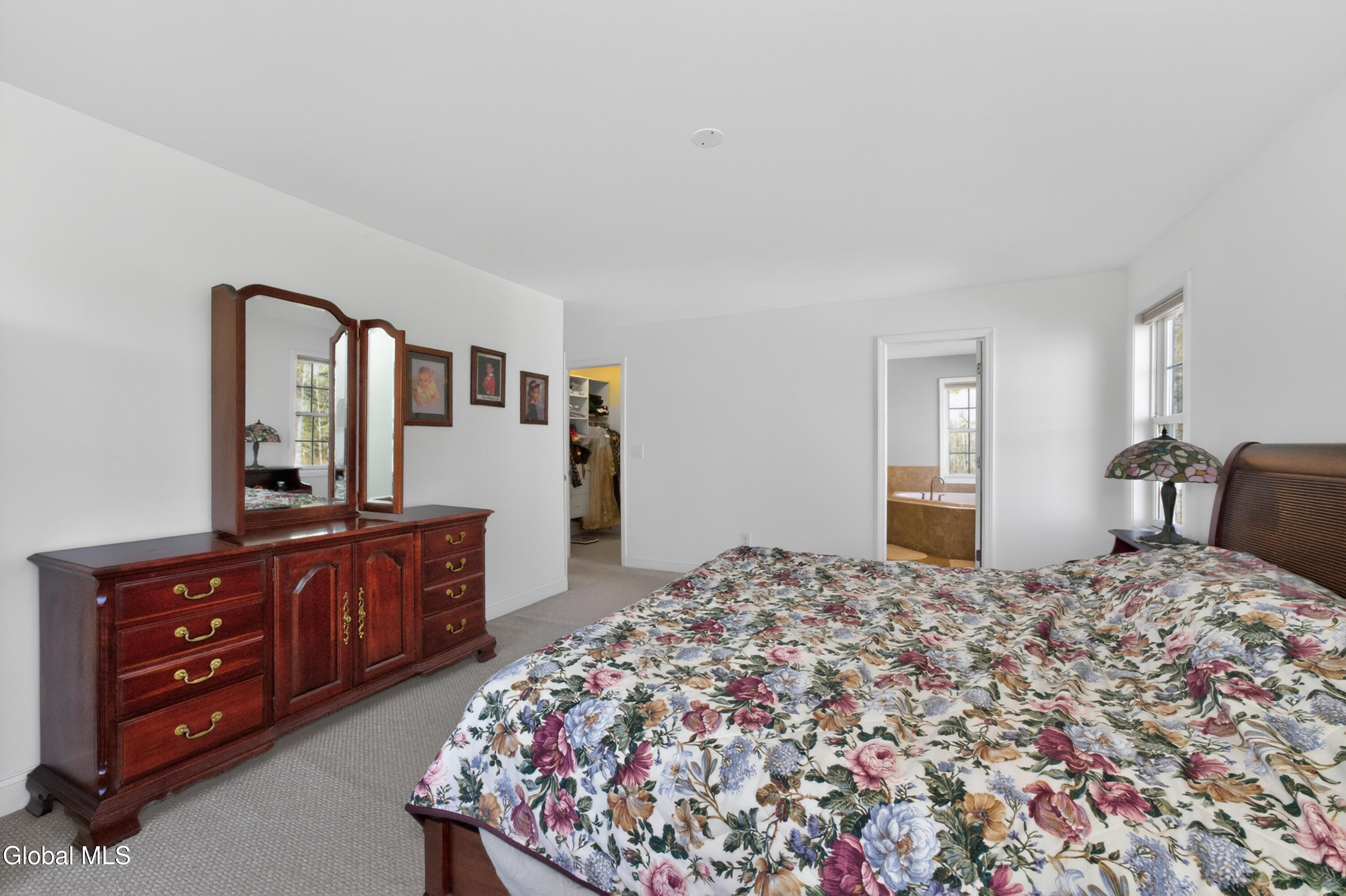 41 Empire Drive Niskayuna NY 12309