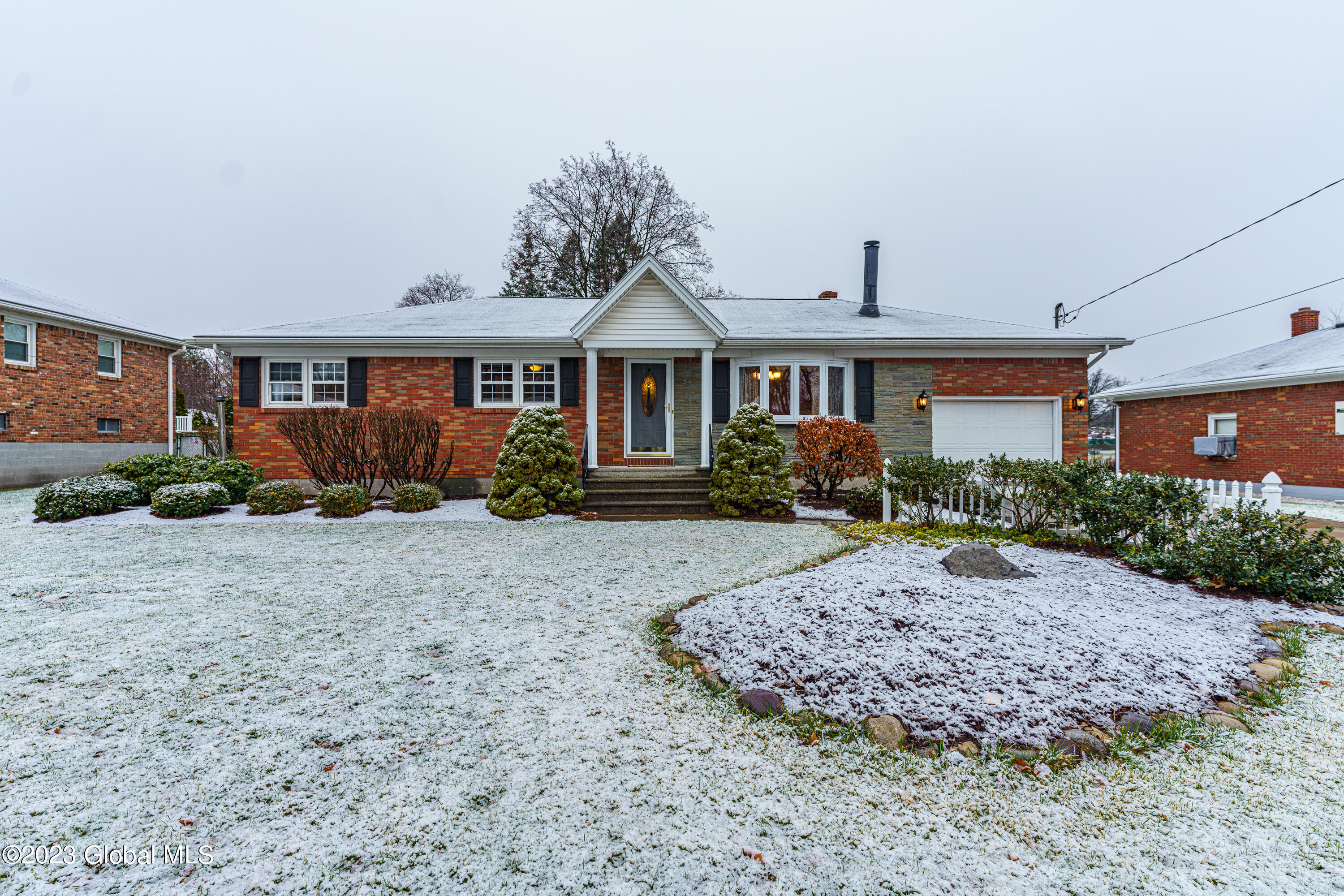 8 Campagna Drive Colonie NY 12205