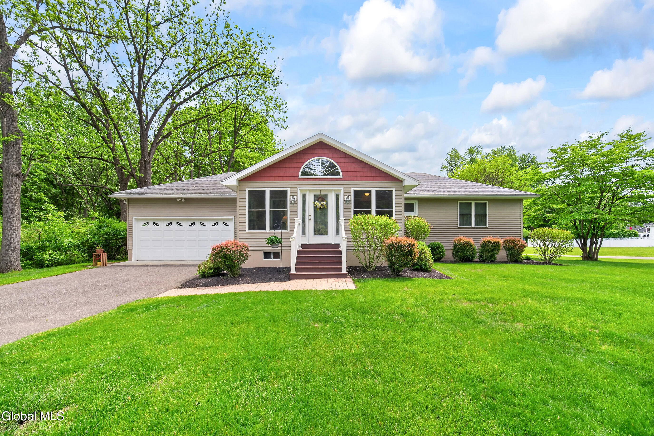 17 North Street Delmar NY 12054