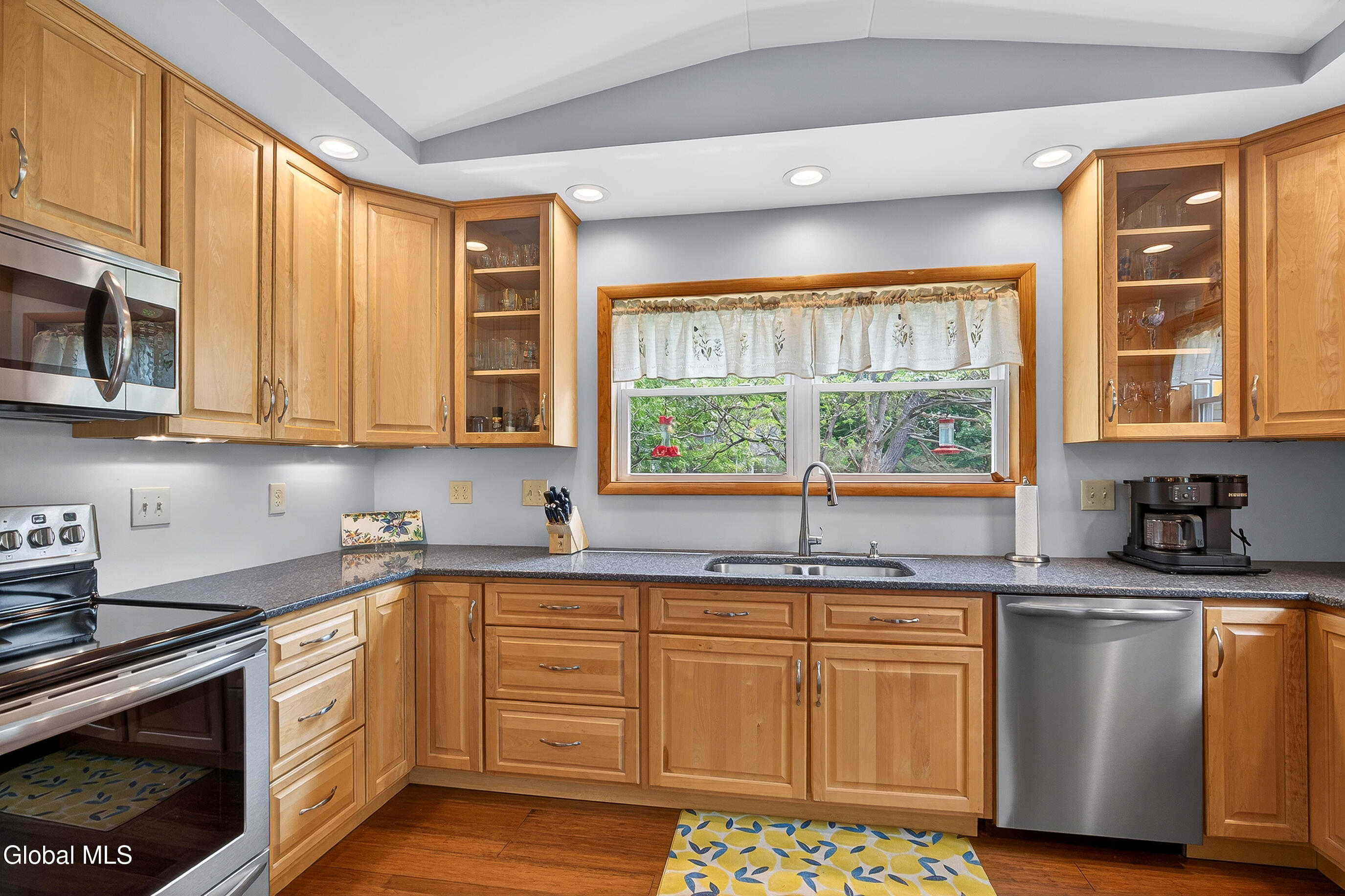 17 North Street Delmar NY 12054