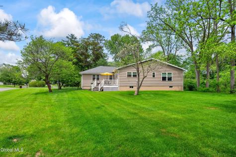 17 North Street Delmar NY 12054