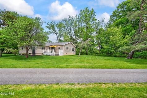 17 North Street Delmar NY 12054