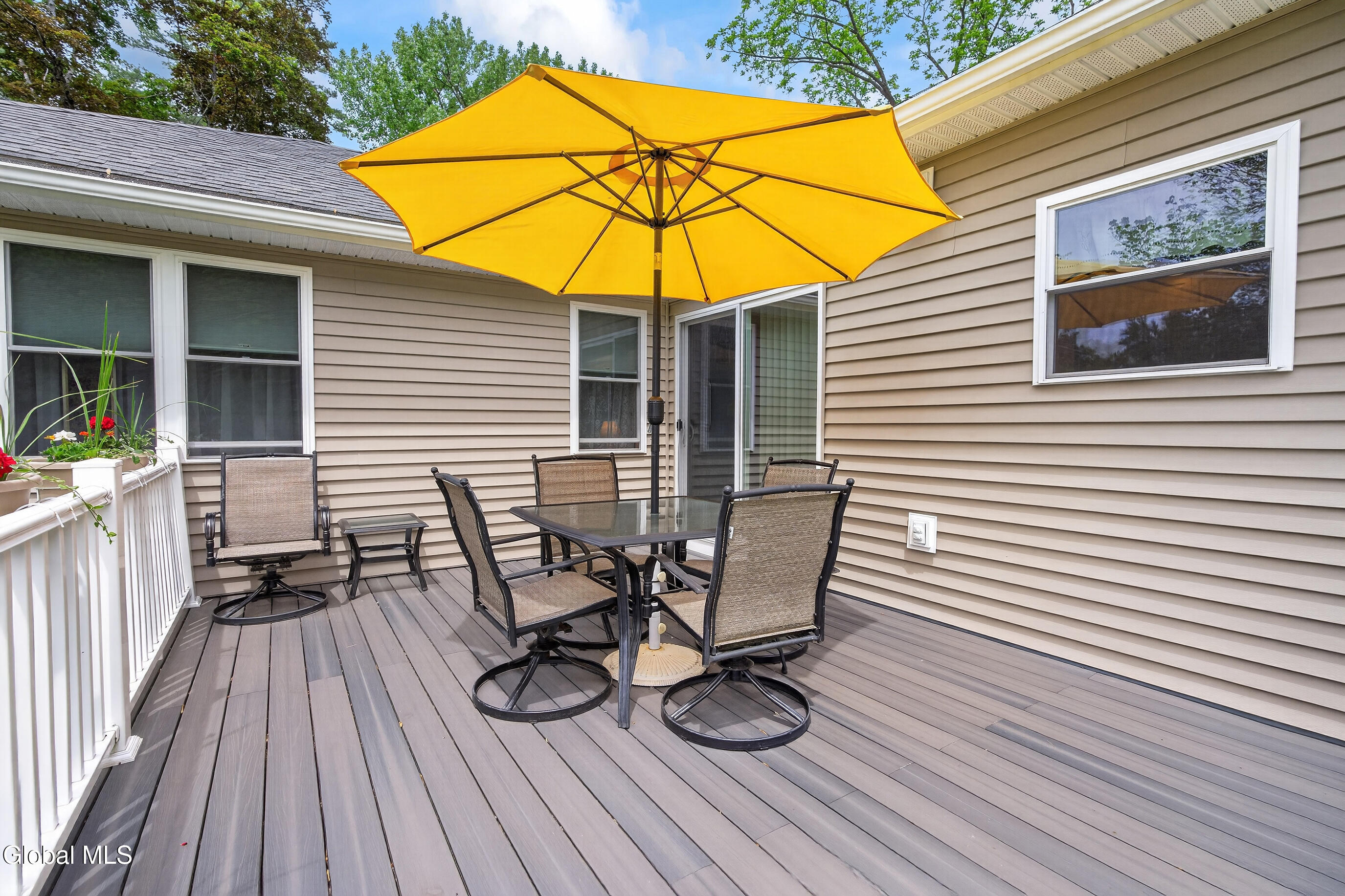 17 North Street Delmar NY 12054