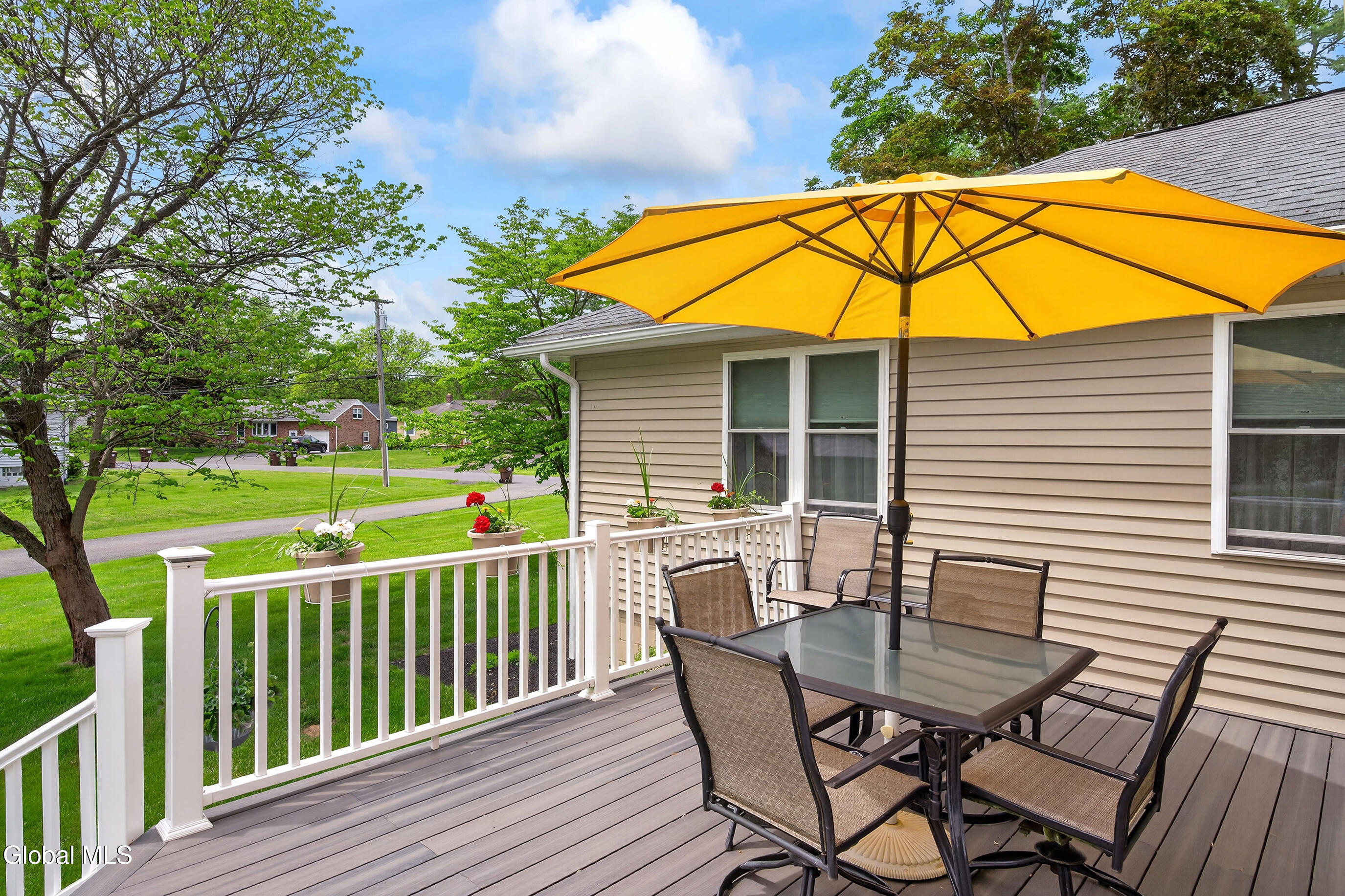 17 North Street Delmar NY 12054