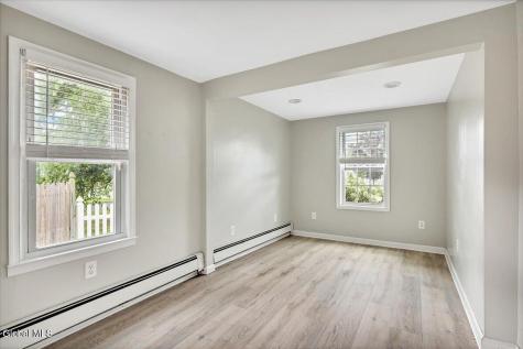 2872 Guilderland Avenue Rotterdam NY 12306