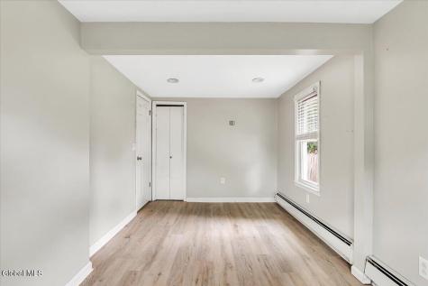 2872 Guilderland Avenue Rotterdam NY 12306