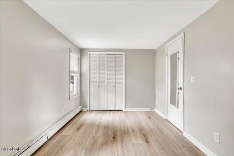 2872 Guilderland Avenue Rotterdam NY 12306
