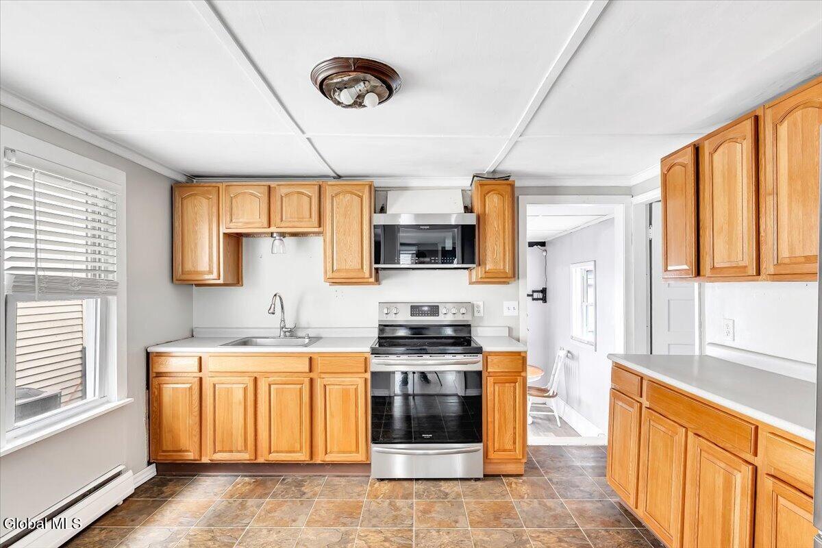 2872 Guilderland Avenue Rotterdam NY 12306