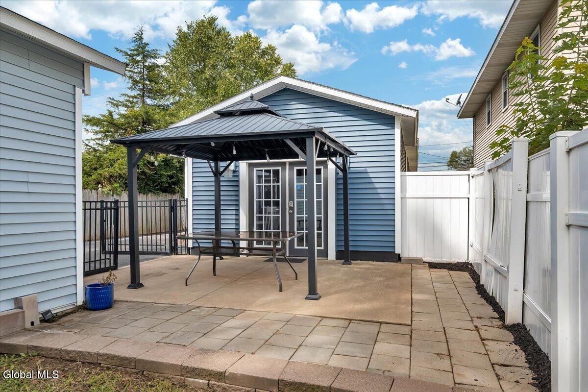 2872 Guilderland Avenue Rotterdam NY 12306