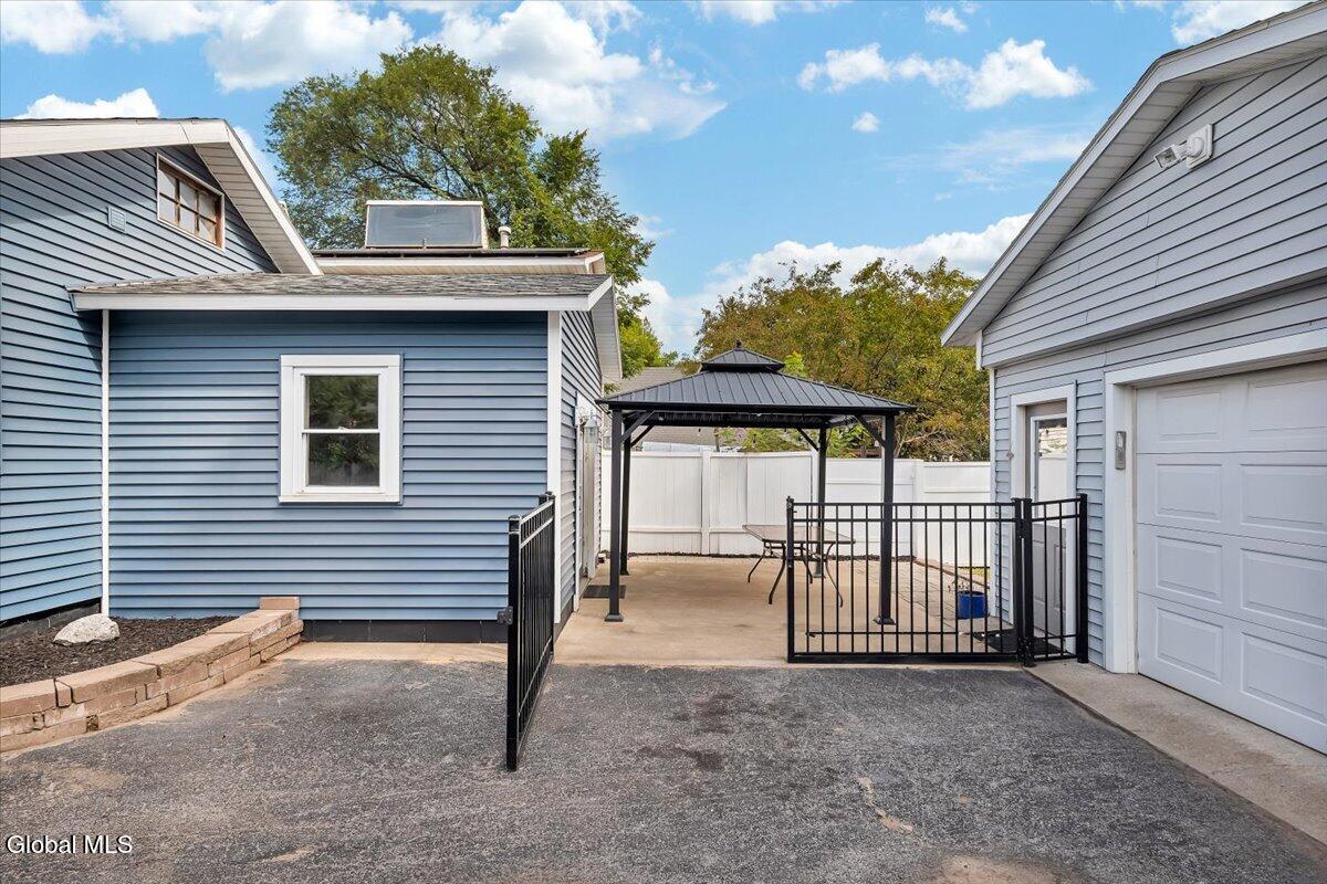 2872 Guilderland Avenue Rotterdam NY 12306