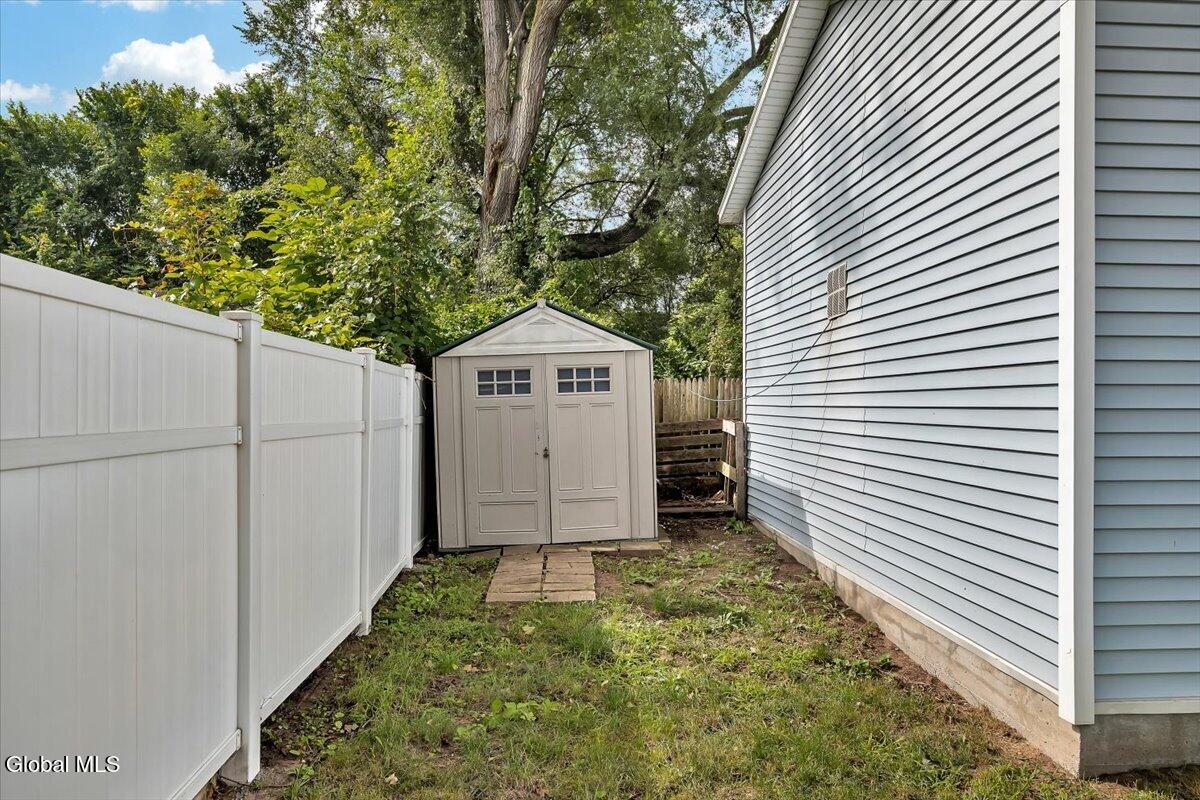2872 Guilderland Avenue Rotterdam NY 12306