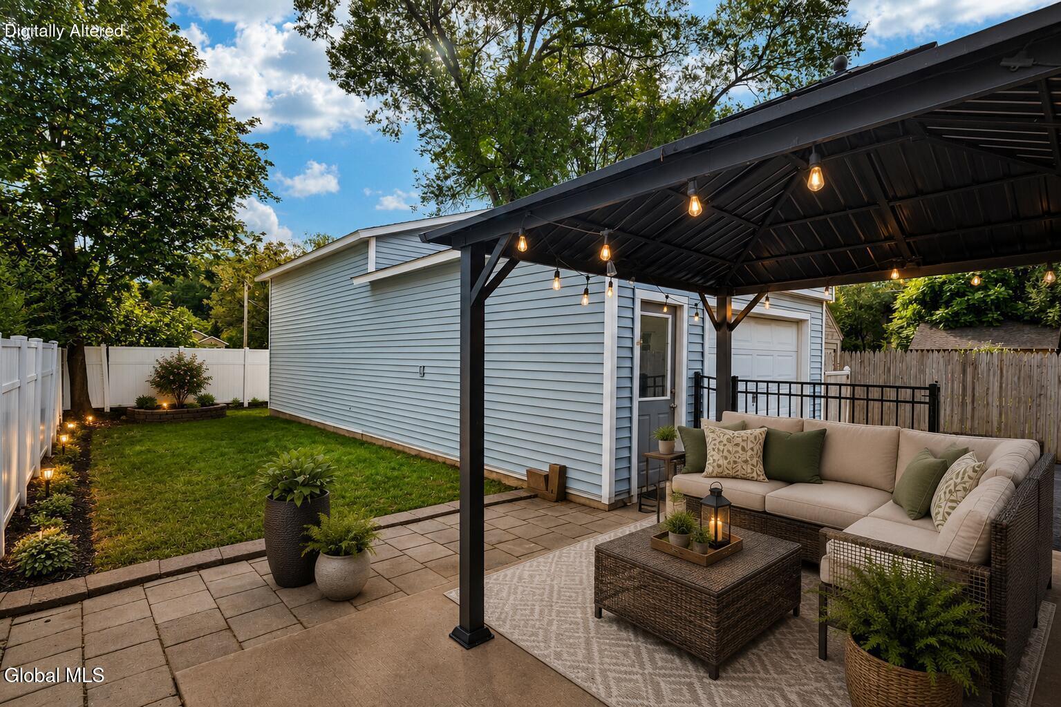2872 Guilderland Avenue Rotterdam NY 12306