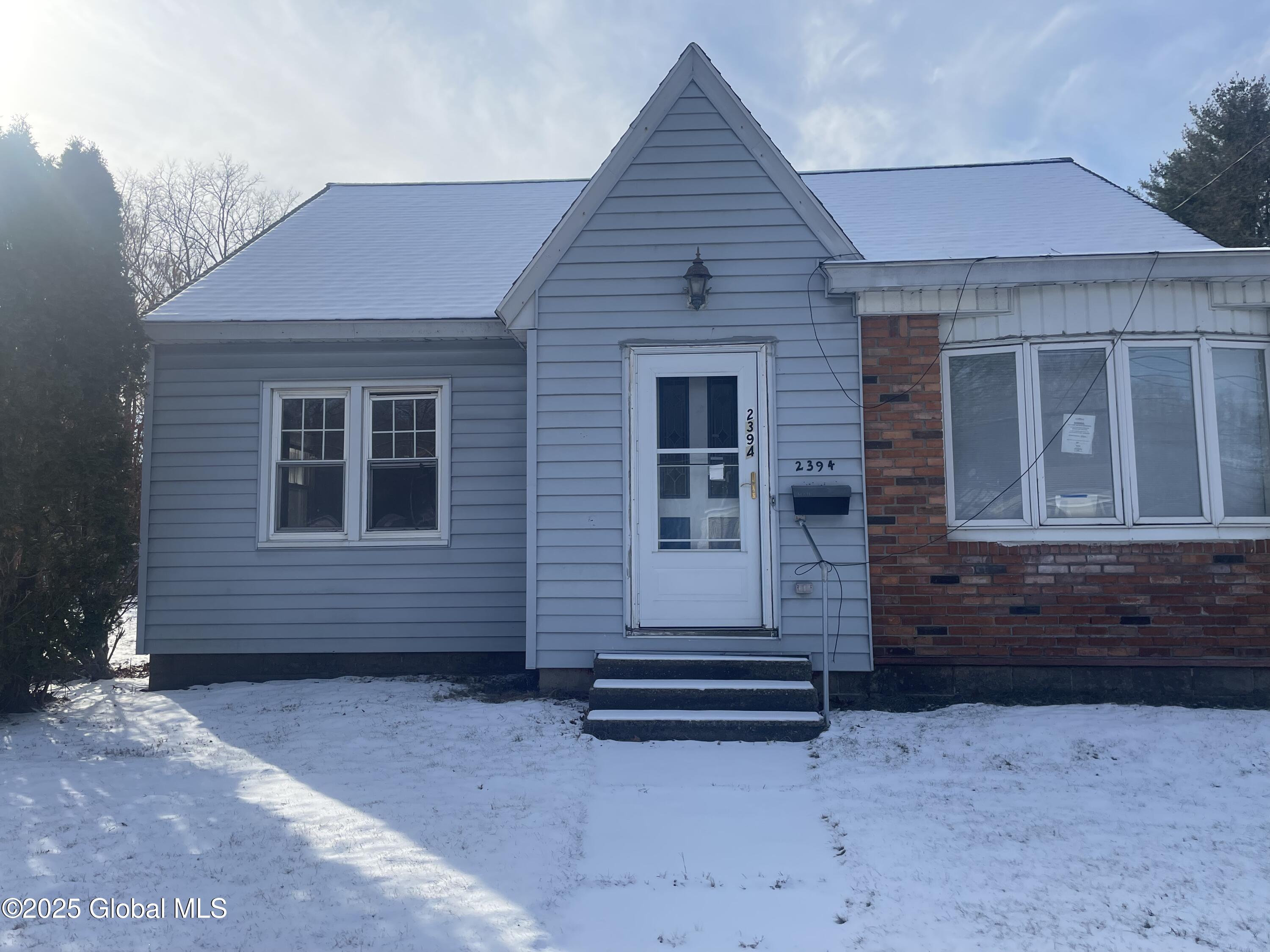 2394 Curry Road Schenectady NY 12303