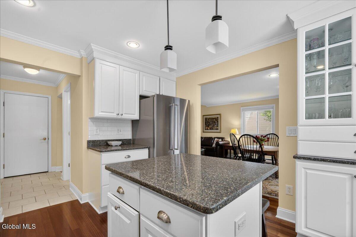 96 Cooks Court Halfmoon NY 12188