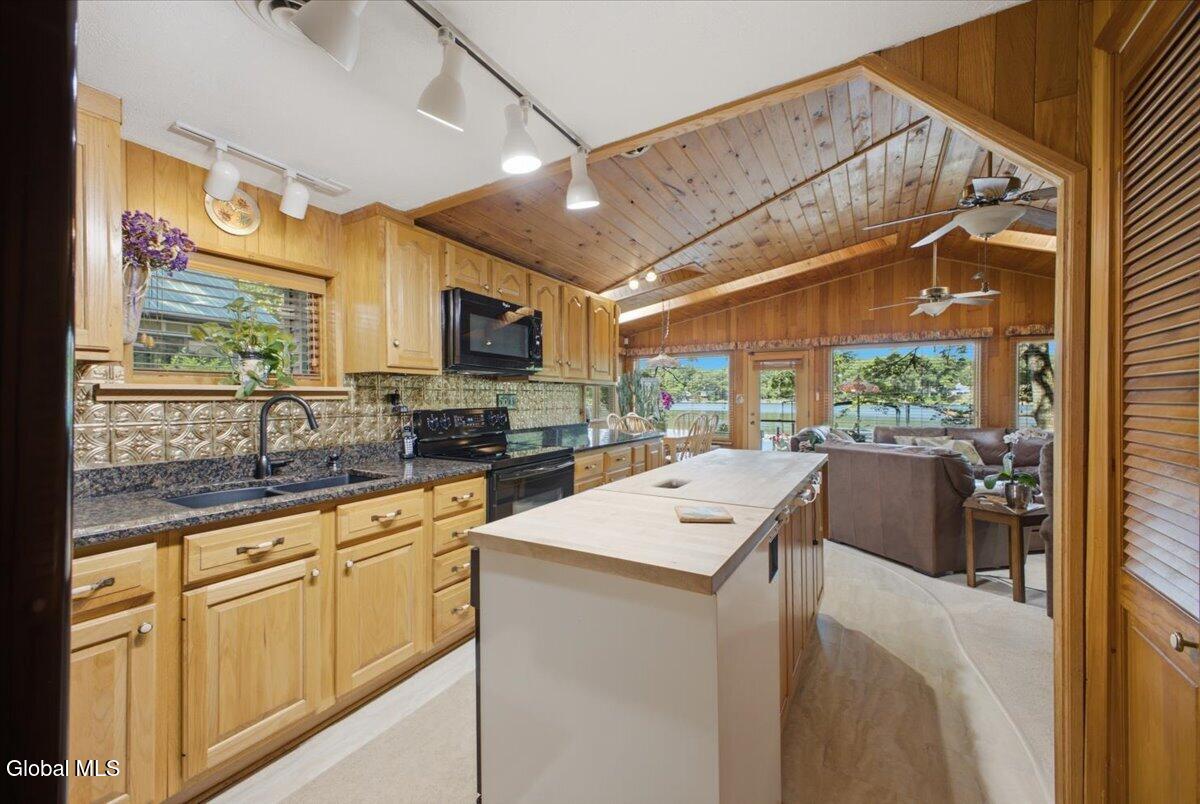 60 Reardon Road Queensbury NY 12804