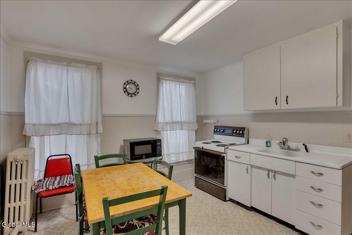 212 N Main Street Gloversville NY 12078