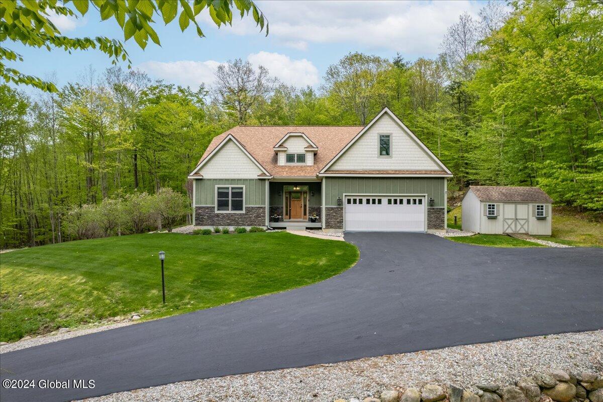 75 King Road Middle Grove NY 12850