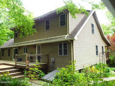 417 Overlook Drive Hillsdale NY 12529