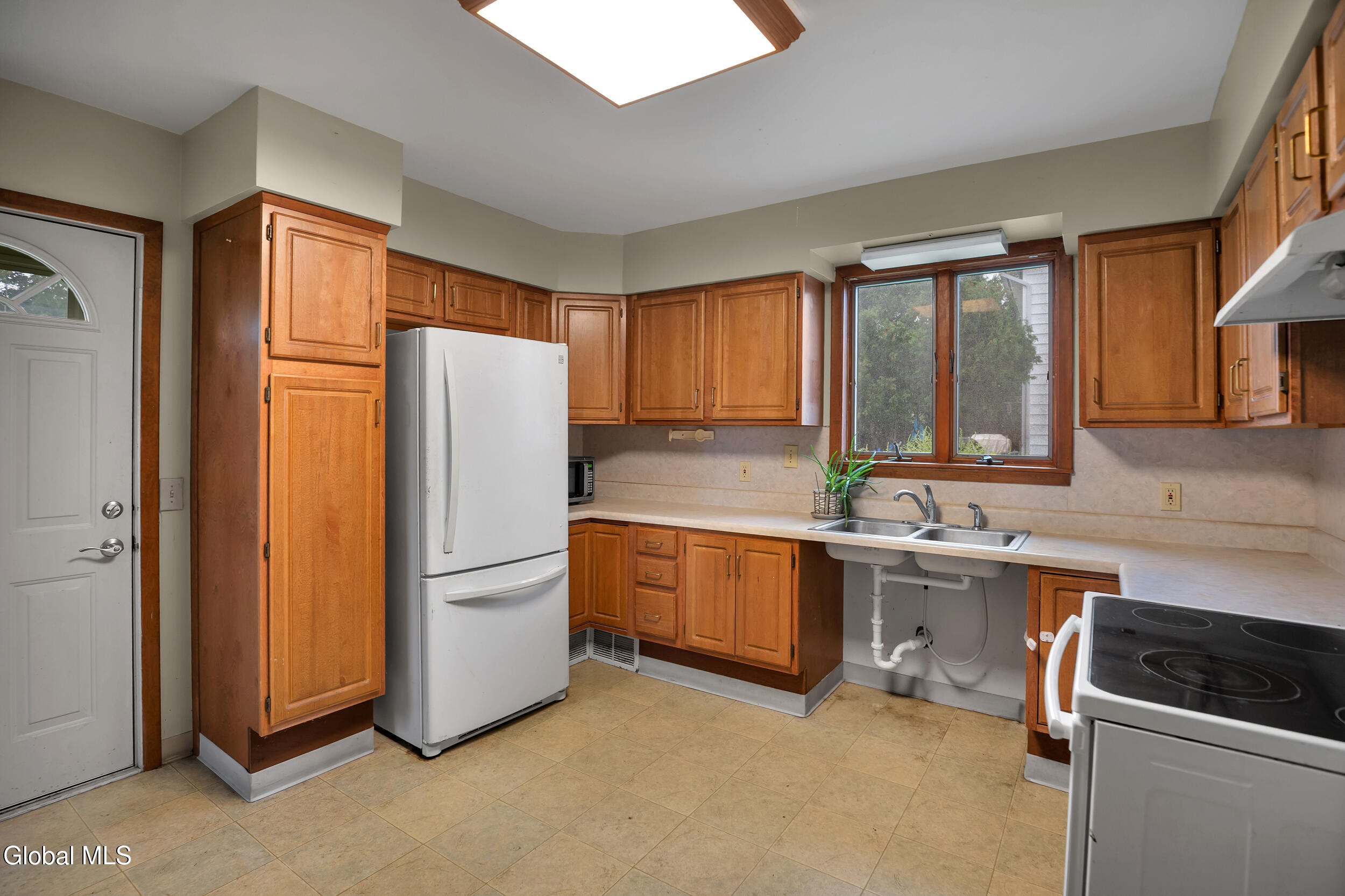 1207 Cullen Avenue Schenectady NY 12309