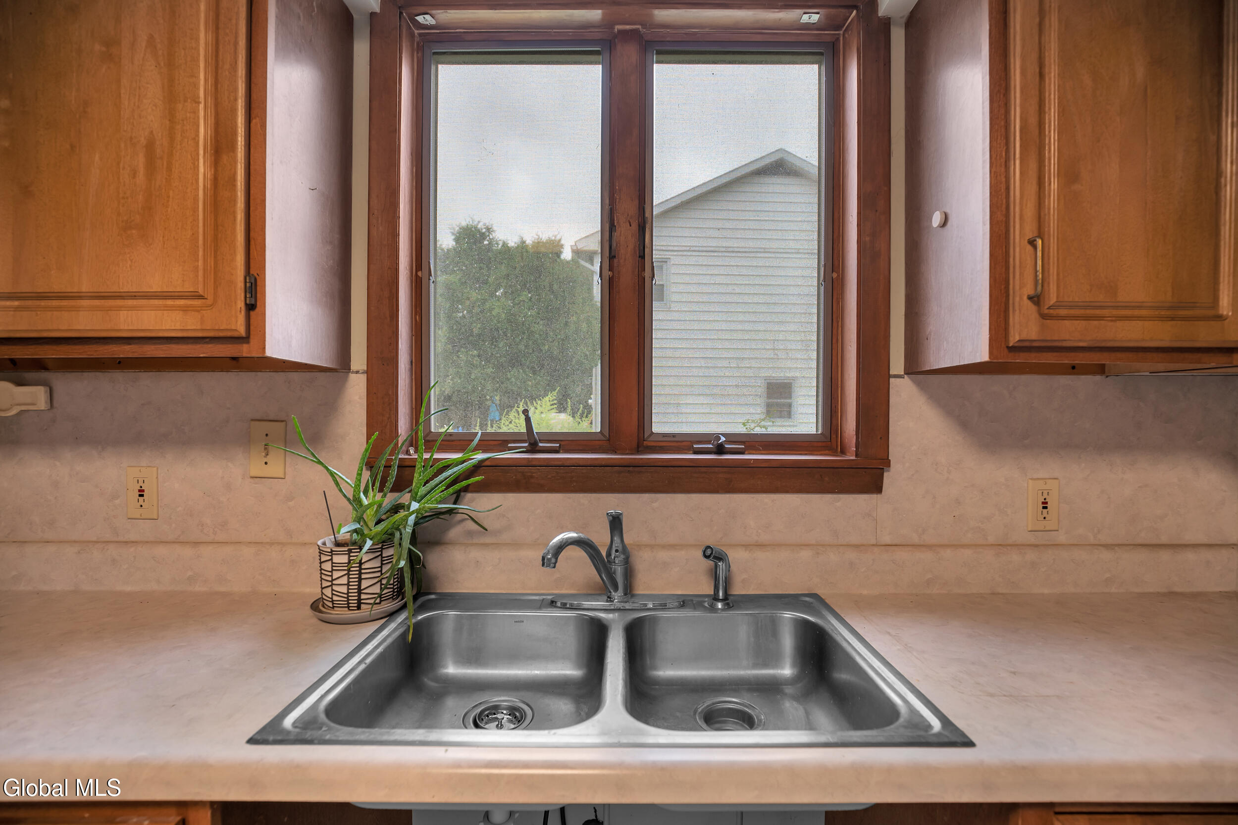 1207 Cullen Avenue Schenectady NY 12309