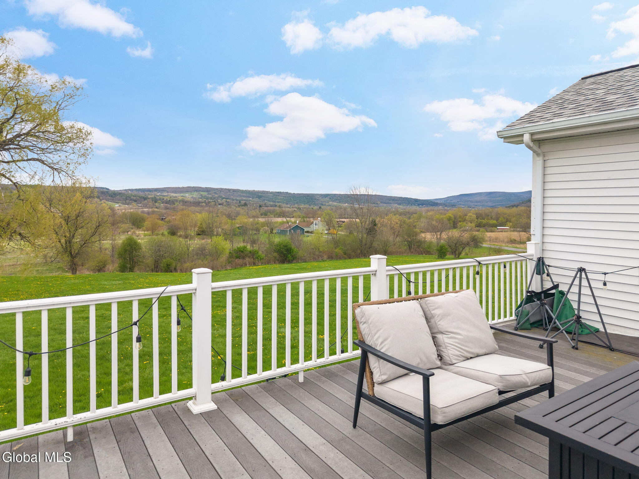 754 Ny-30a Central Bridge NY 12035