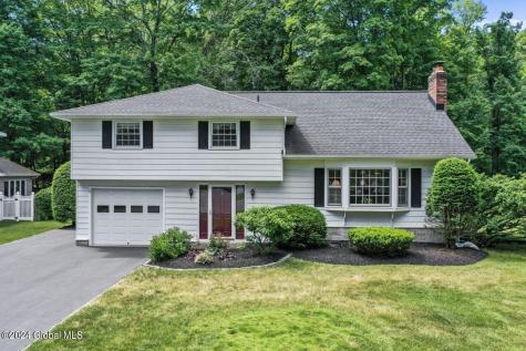 6 Guilder Place Ballston Lake NY 12019