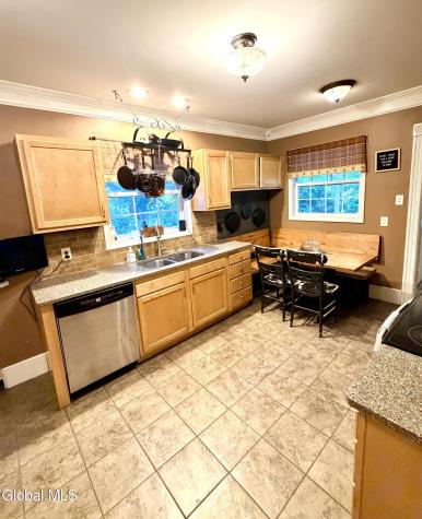 1403 River Road Selkirk NY 12158