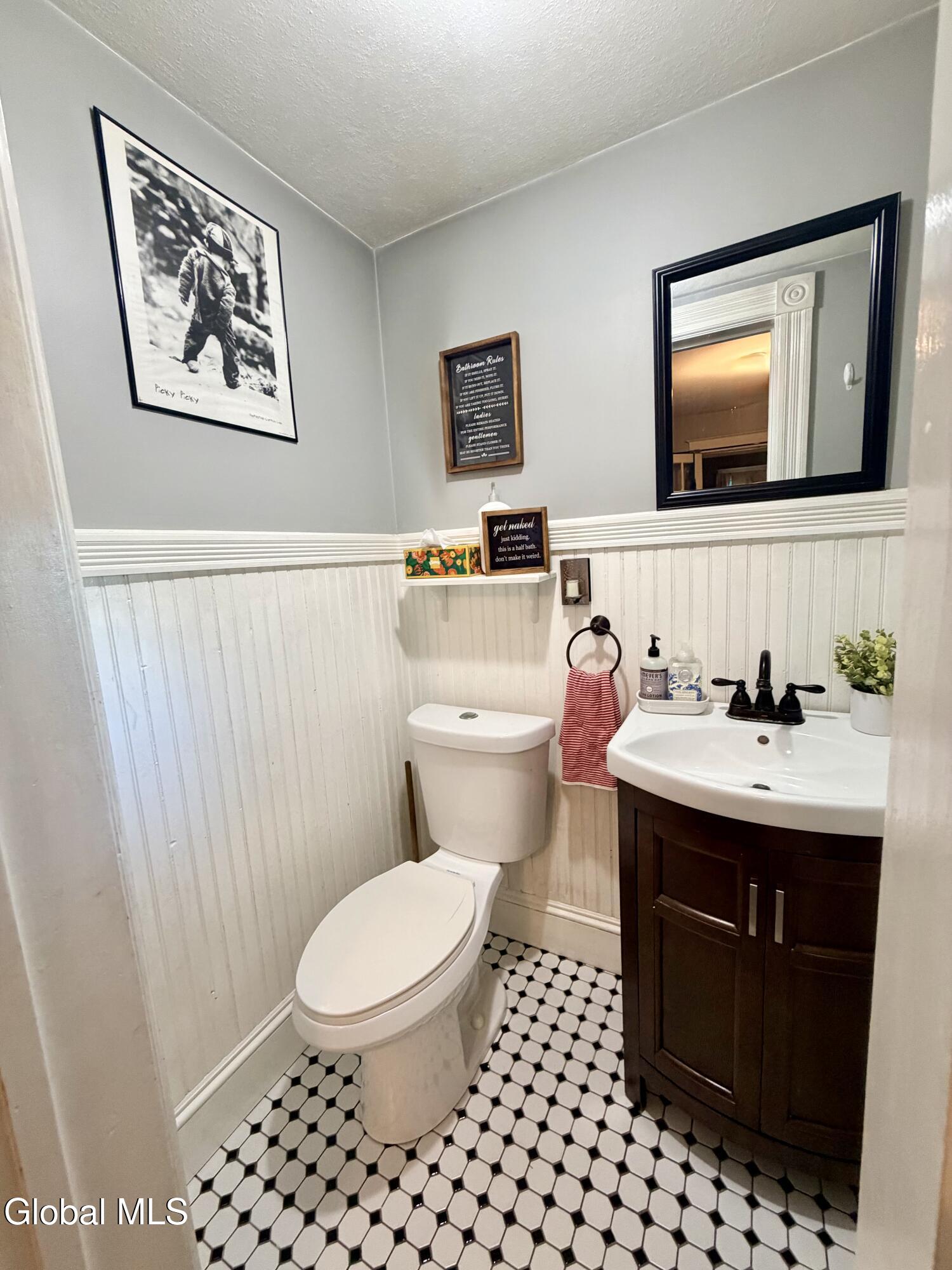 1403 River Road Selkirk NY 12158