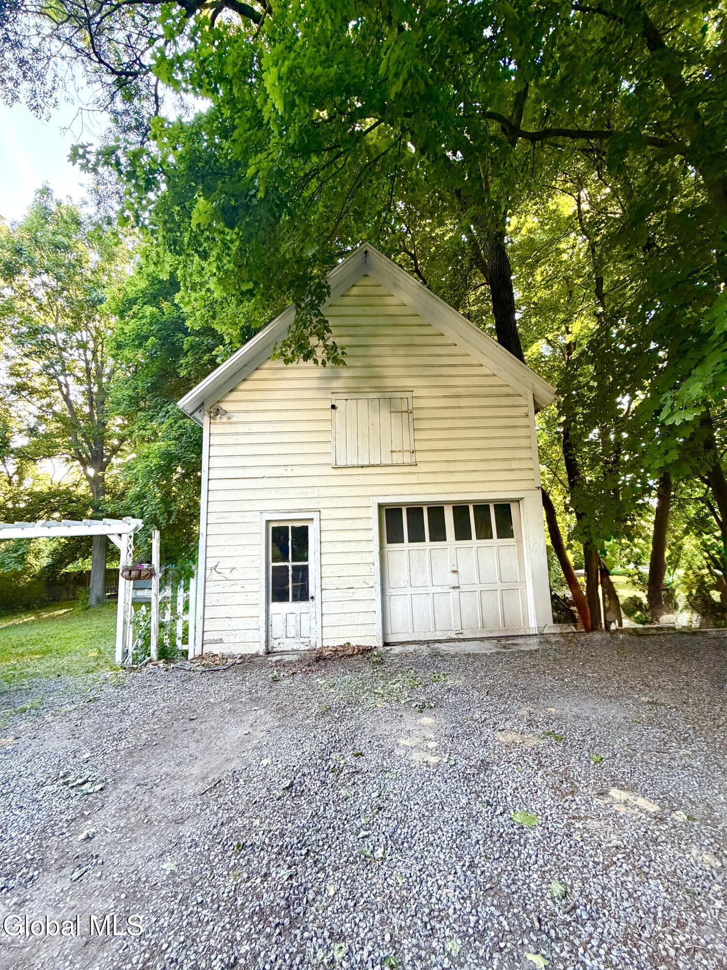 1403 River Road Selkirk NY 12158