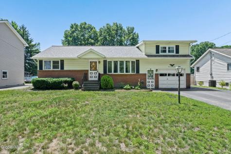 172 Dahlia Street Schenectady NY 12306