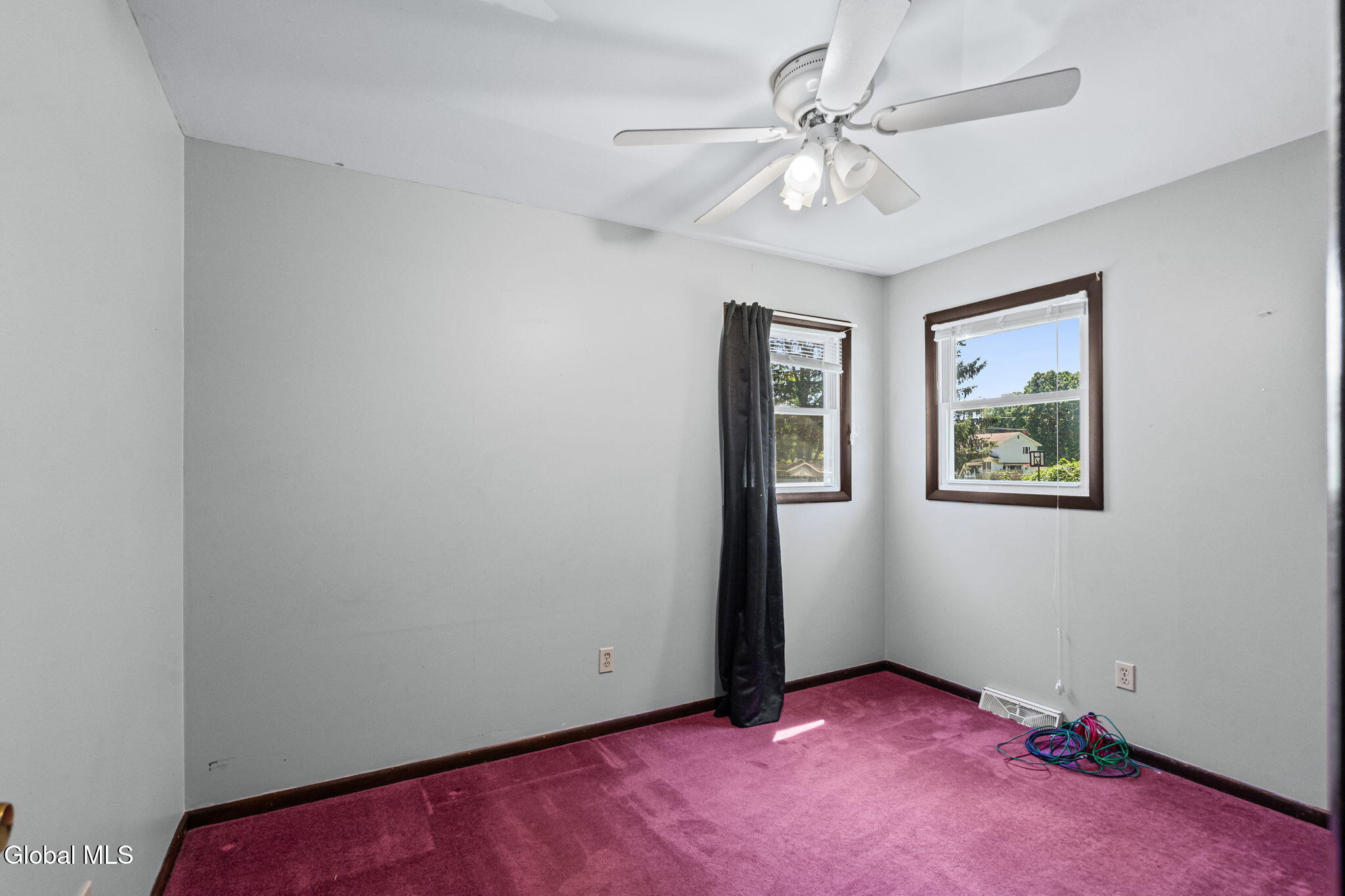 172 Dahlia Street Schenectady NY 12306