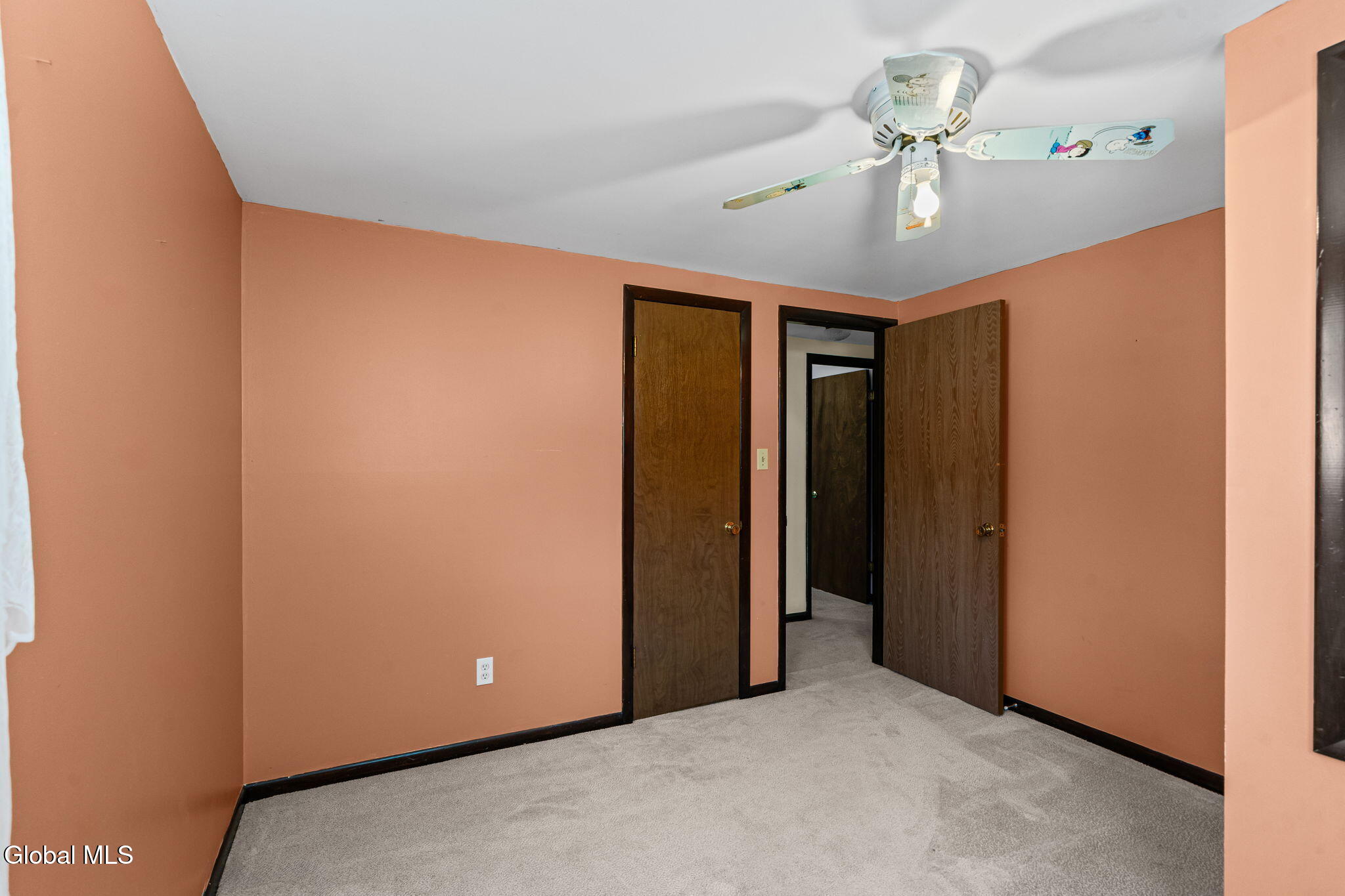 172 Dahlia Street Schenectady NY 12306
