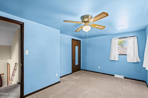 172 Dahlia Street Schenectady NY 12306