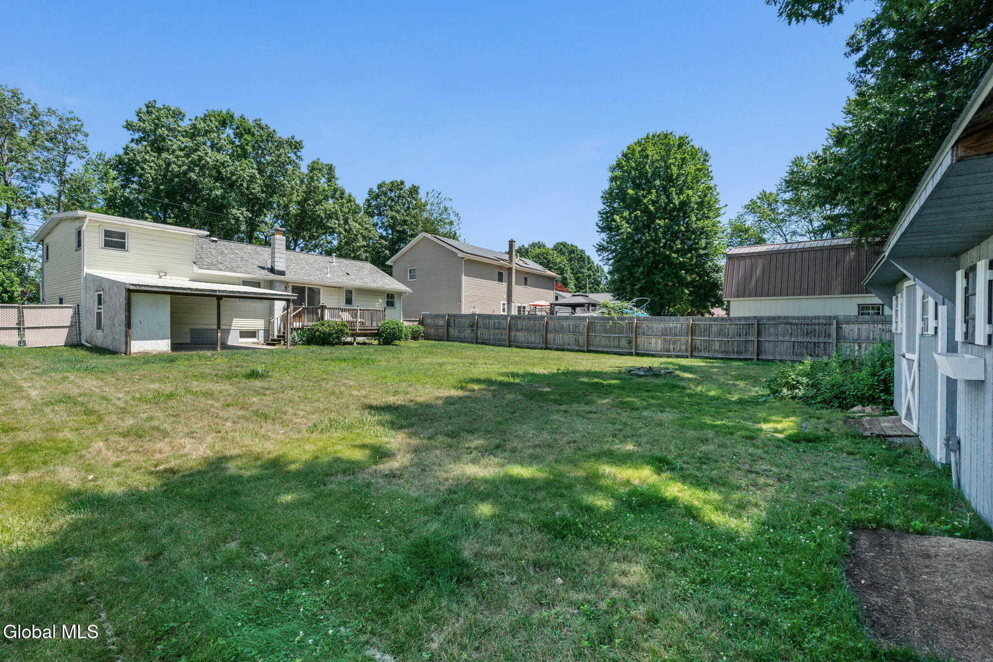 172 Dahlia Street Schenectady NY 12306
