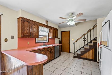 172 Dahlia Street Schenectady NY 12306