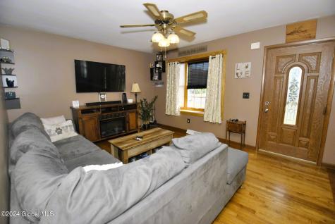 1073 Madison Avenue Troy NY 12180