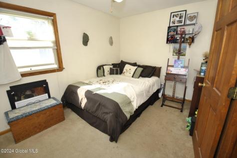 1073 Madison Avenue Troy NY 12180