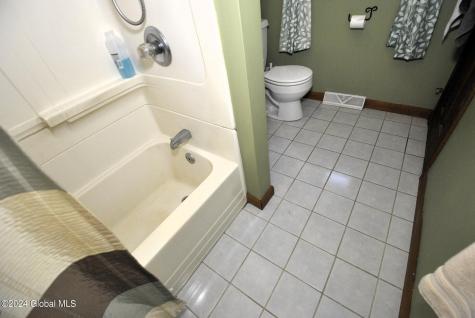 1073 Madison Avenue Troy NY 12180