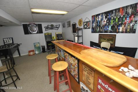 1073 Madison Avenue Troy NY 12180