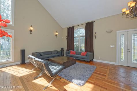 4 Groot Drive Altamont NY 12009