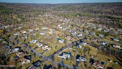 4 Groot Drive Altamont NY 12009