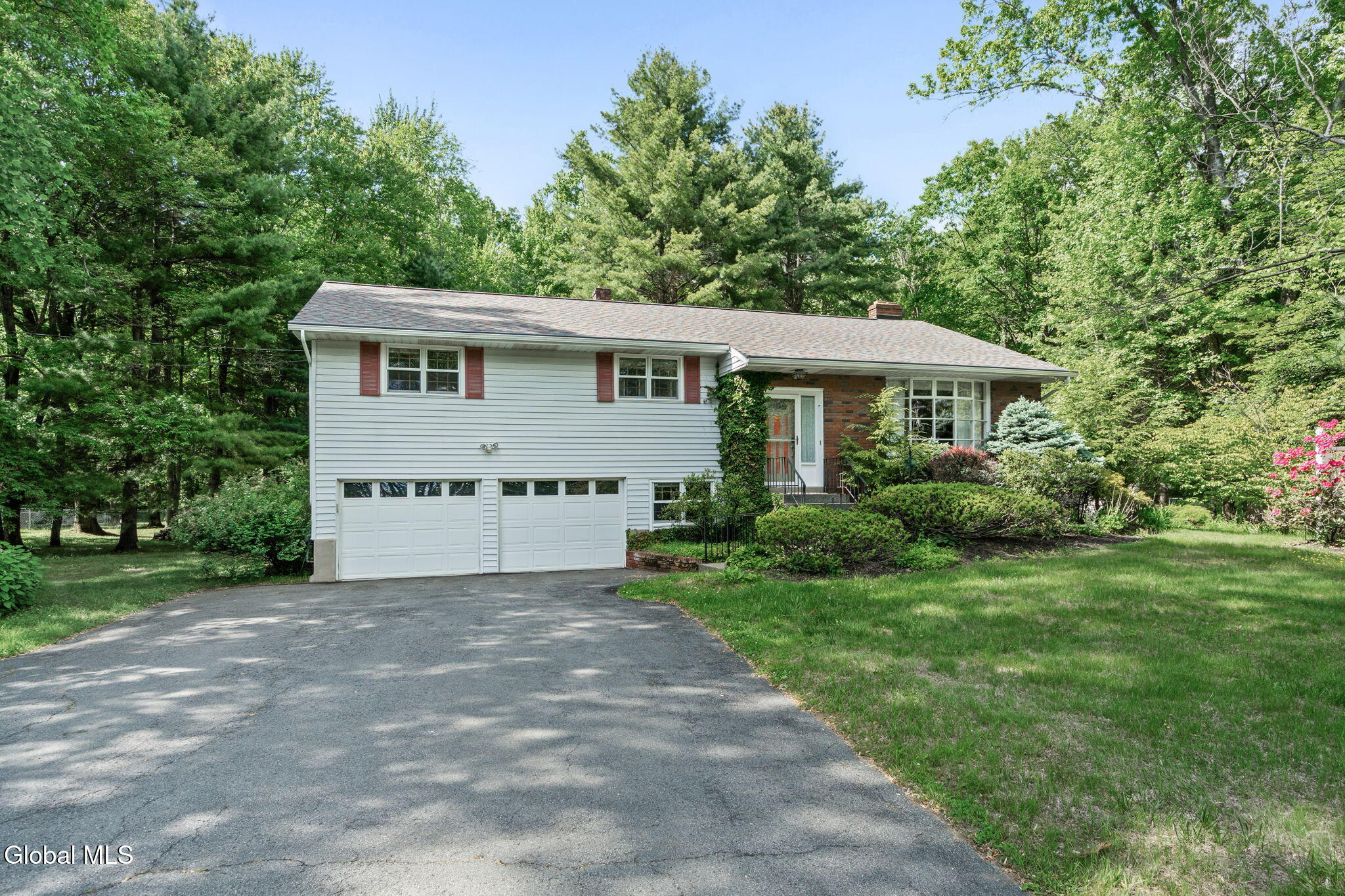 723 Grooms Road Rexford NY 12148
