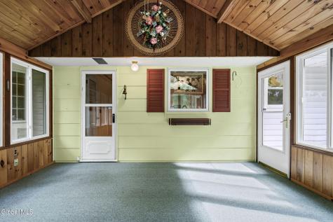 723 Grooms Road Rexford NY 12148